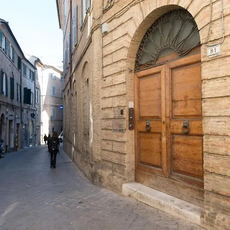 Appartamento Palazzo Narducci Boccaccio *